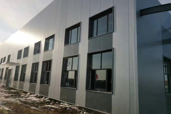 彩鋼瓦廠(chǎng)房