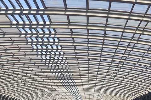 長春鋼結(jié)構(gòu)網(wǎng)架淺談平板網(wǎng)架和曲面網(wǎng)架有哪些區(qū)別